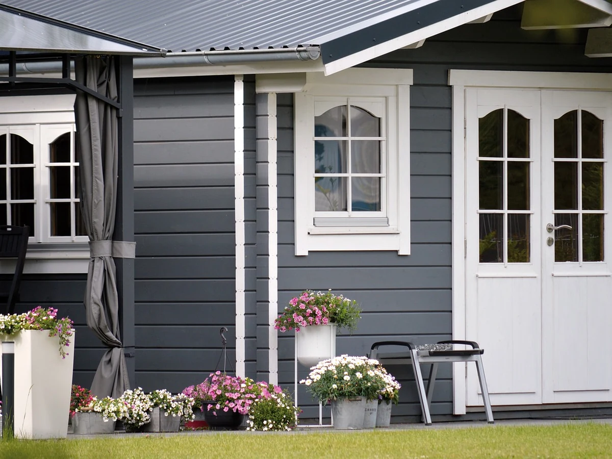 Grey and white timber exterior painting in Reading by Reading Decorators