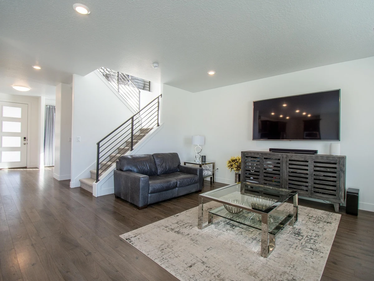 Modern living room freshly painted by Reading Decorators