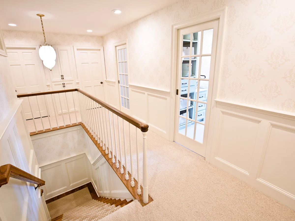 staircase-painting-bright-upstairs-landing-reading-decorators Bright staircase and upstairs landing painting in Sonning Common by Reading Decorators