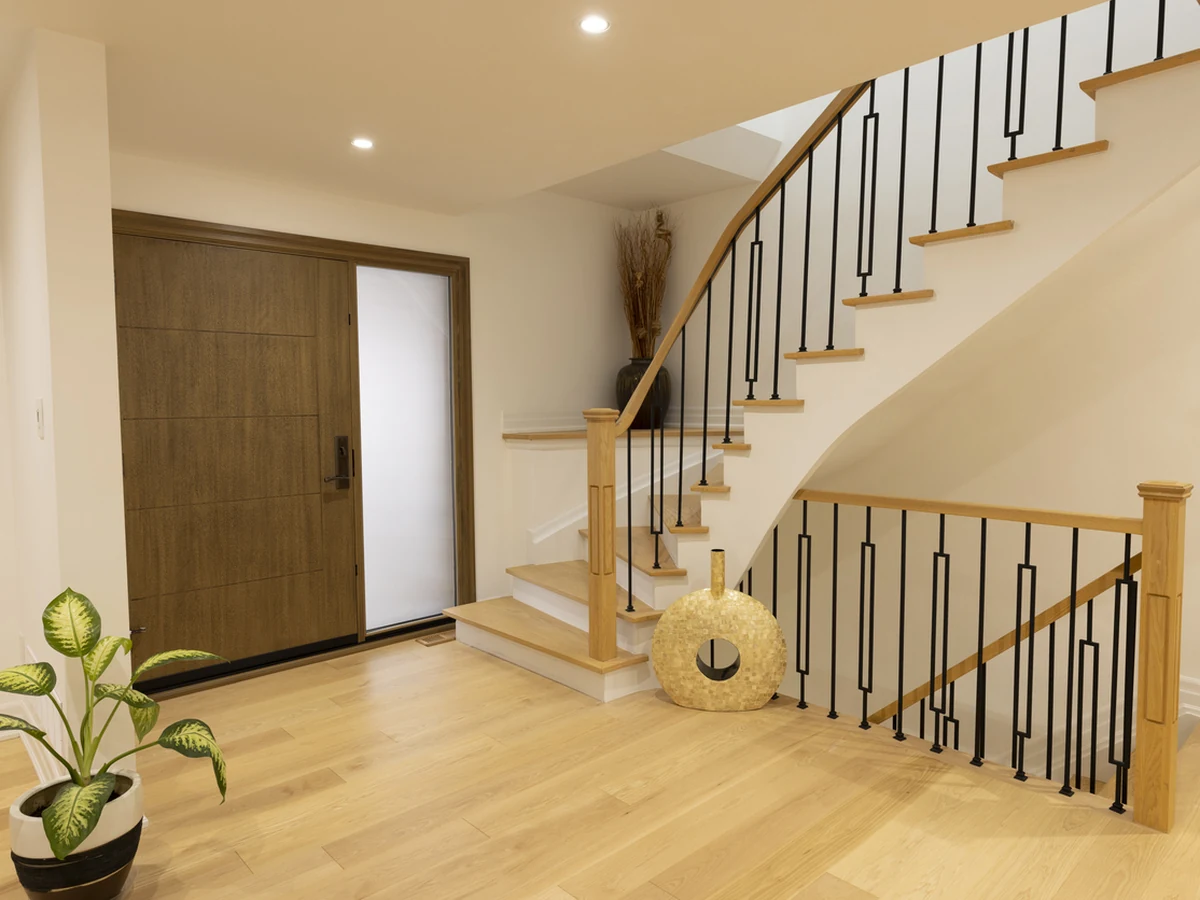 staircase-painting-contemporary-hallway-curved-reading-decorators Staircase and hallway painting in a contemporary Earley home by Reading Decorators