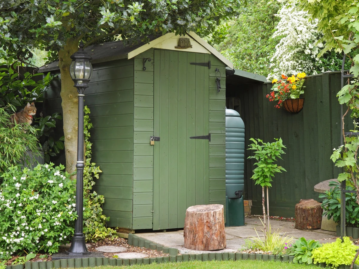wood-painting-green-garden-storage-reading-decorators Wood painting green garden storage unit in Reading by Reading Decorators