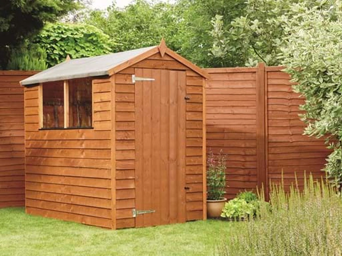 Natural oak stained timber fence treatment completed in Reading